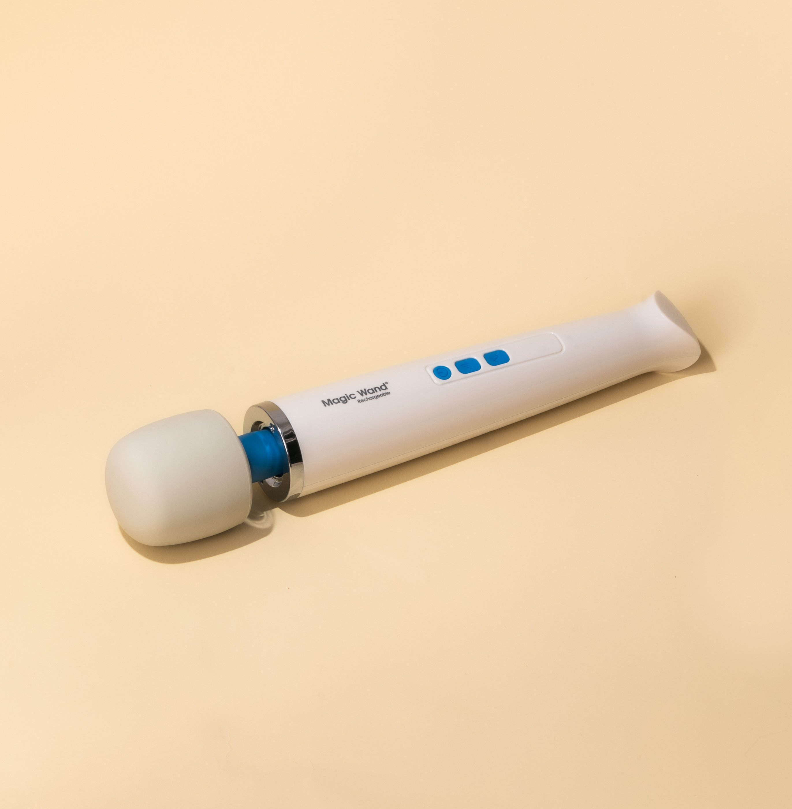 Hitachi Magic Wand Rechargeable - Cordless Vibrator Mivaness Hitachi Magic Wand Rechargeable - Cordless Vibrator Mivaness